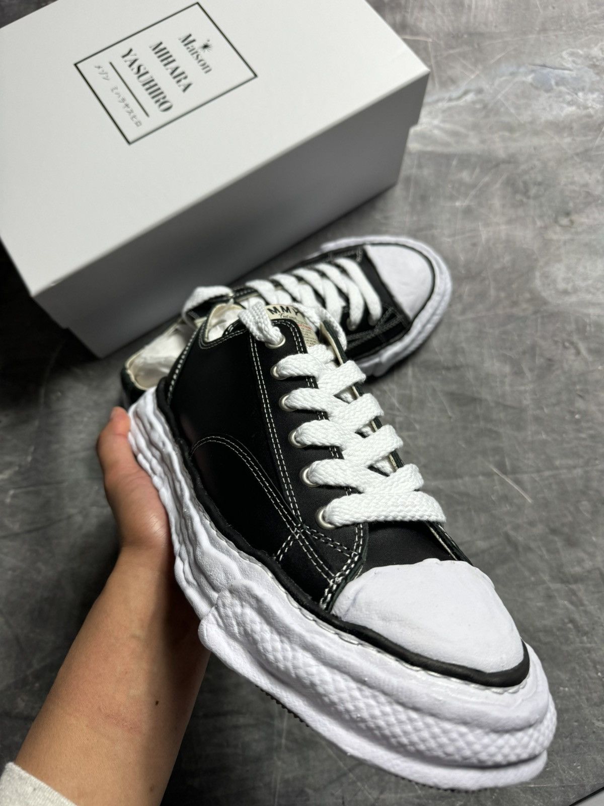 Maison MIHARA YASUHIRO Maison Mihara Yasuhiro Leather Sole Sneakers Size US 11 / EU 44 - 3 Thumbnail