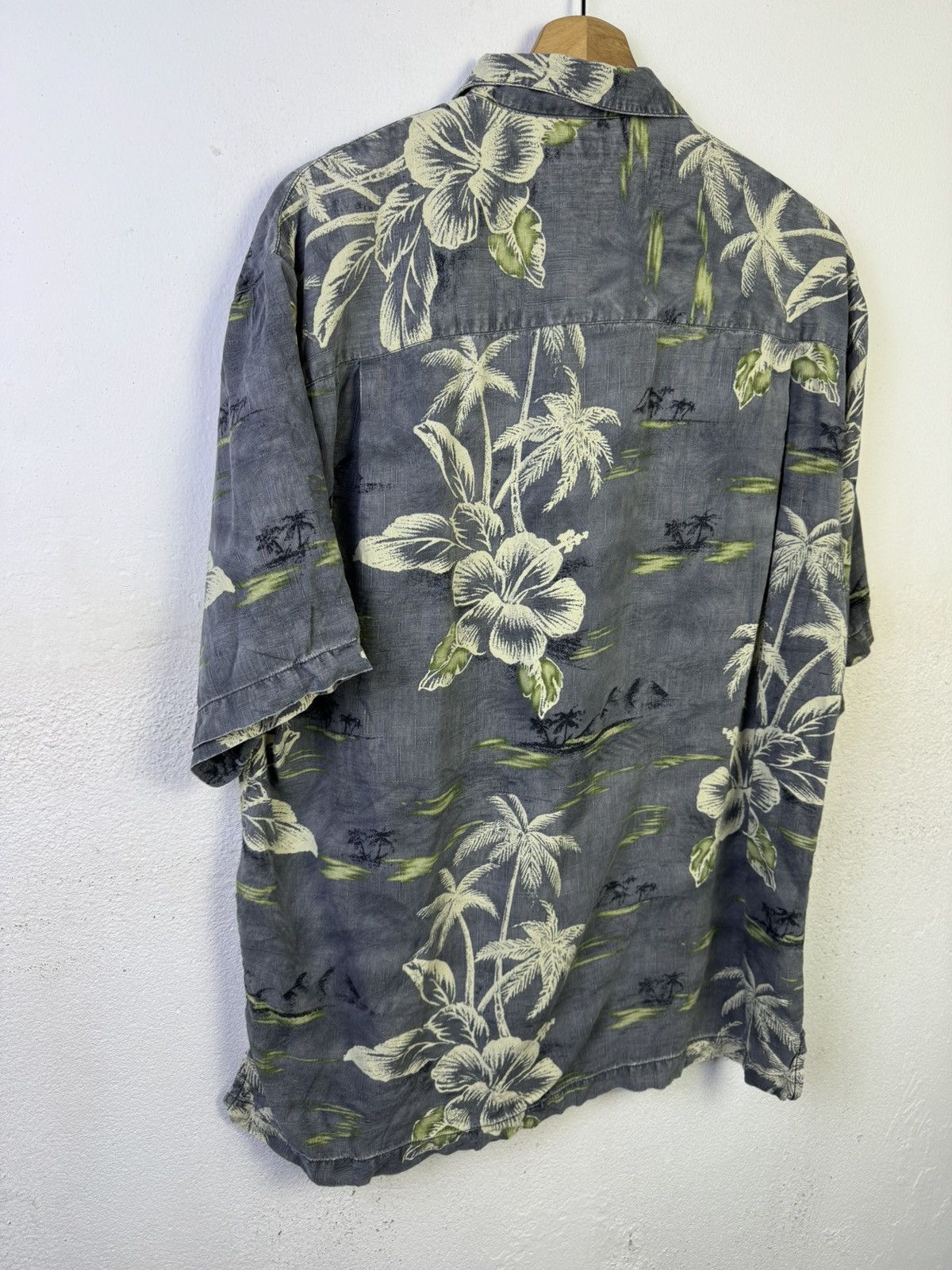 Tommy Bahama Tommy Bahama Hawaii Button Up overprint Shirt Size US M / EU 48-50 / 2 - 7 Thumbnail