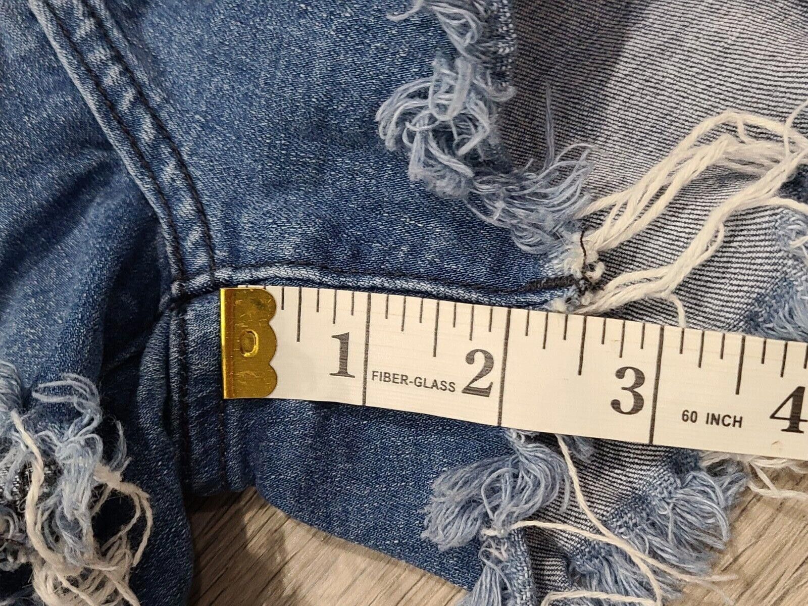 Fashion Nova Fashion Nova Jean Shorts 13 Festival stretch high rise Size 30" / US 8 / IT 44 - 6 Thumbnail