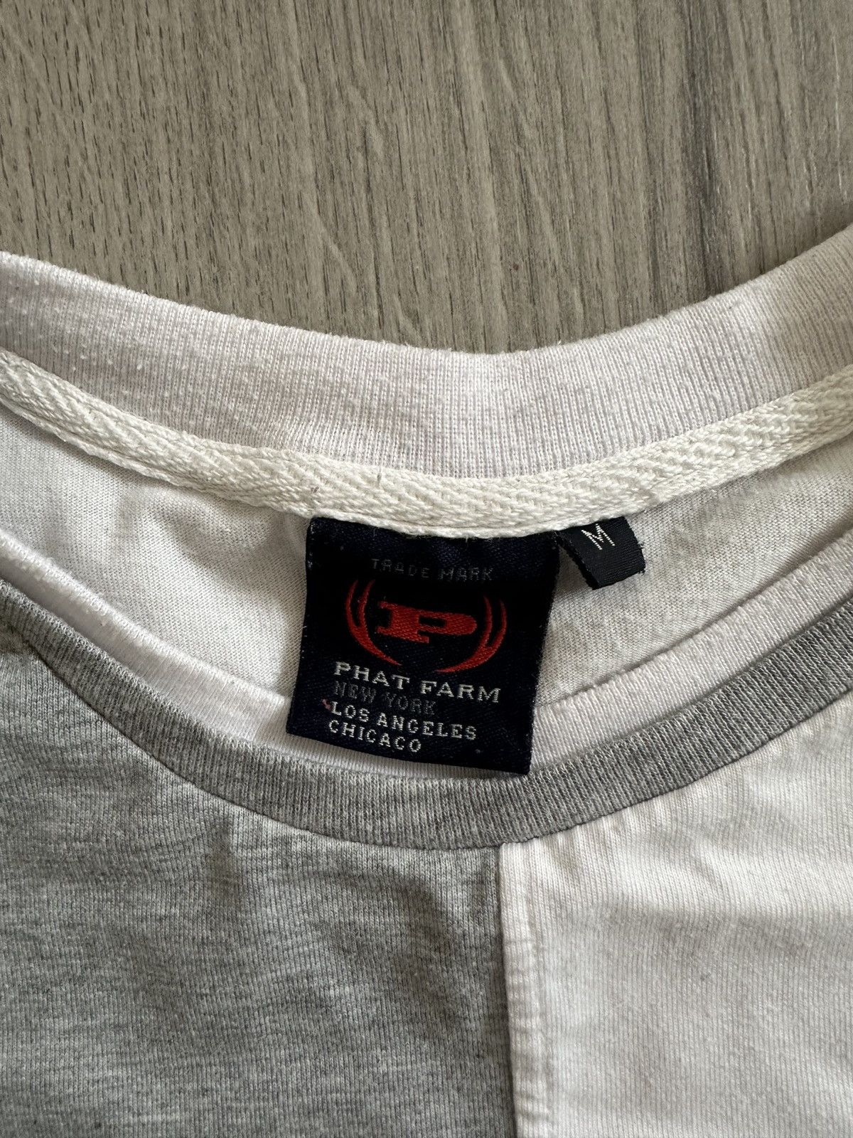 Phat Farm Y2K Phat Farm Tag Half Grey Half White Tee Size US M / EU 48-50 / 2 - 3 Thumbnail