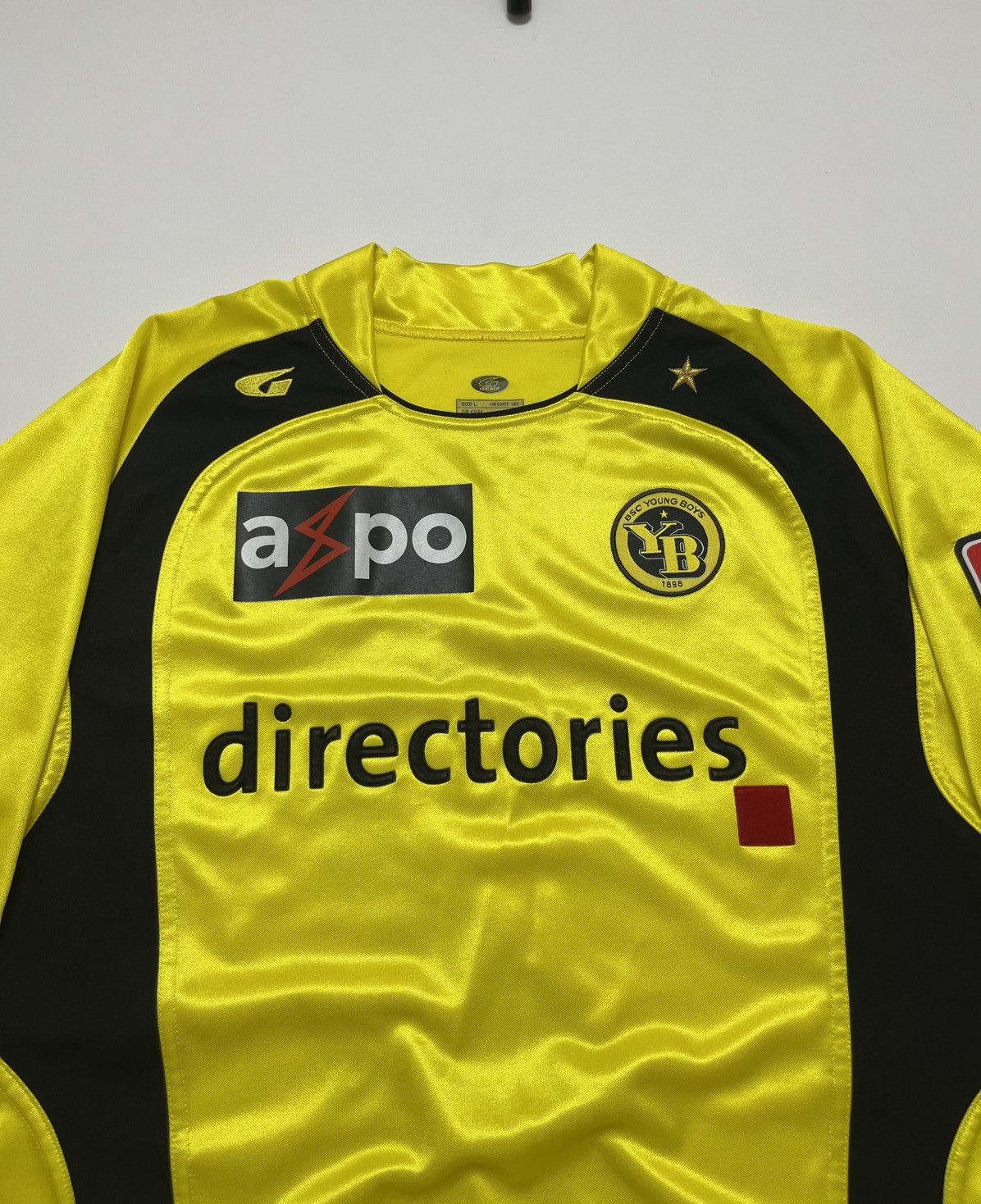 Vintage BSC Young Boys Gems Home Football Jersey Hodel #2 Size US L / EU 52-54 / 3 - 2 Thumbnail