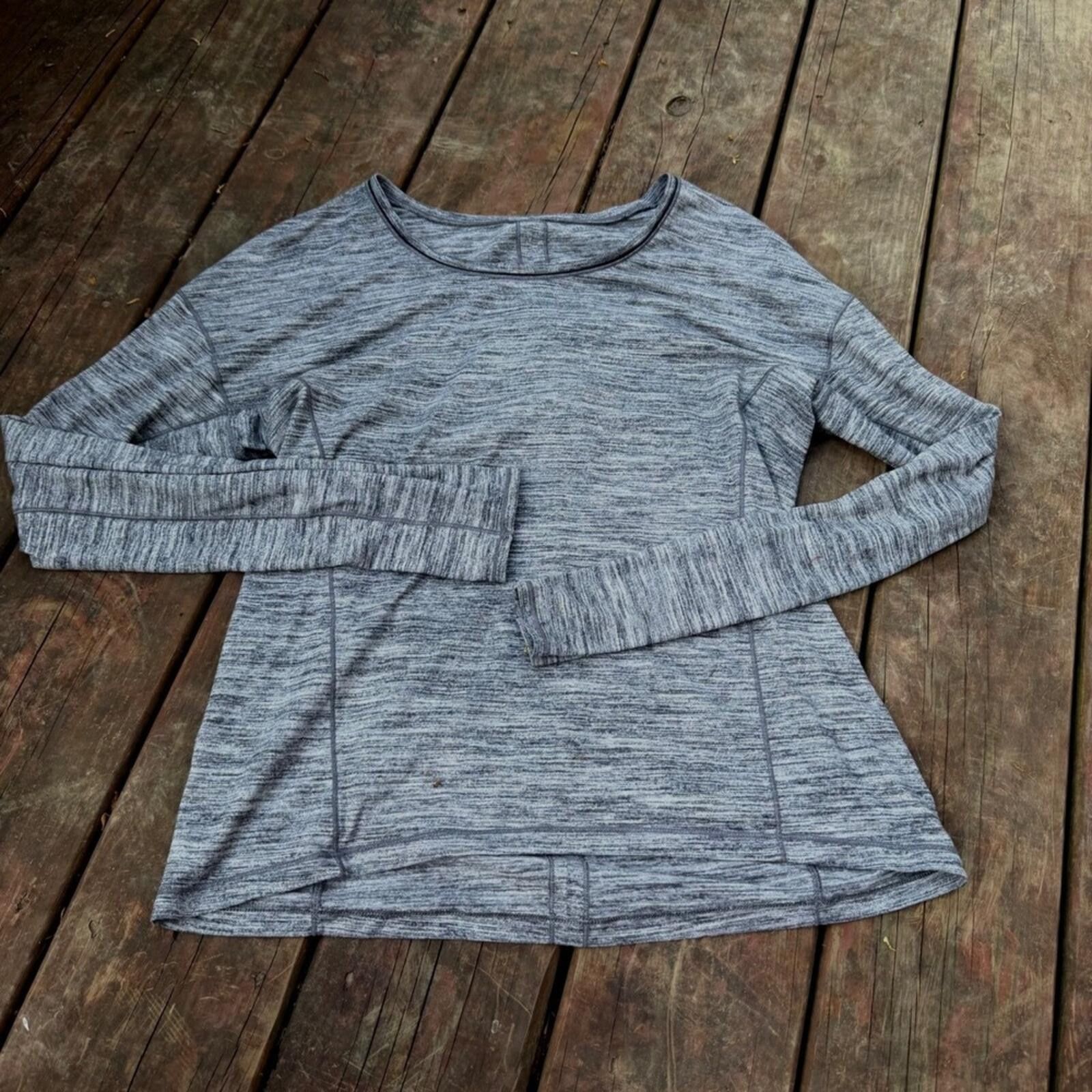 Lululemon Lululemon Grey Space Dye Long Sleeve Running Workout Top Size S / US 4 / IT 40 - 1 Thumbnail