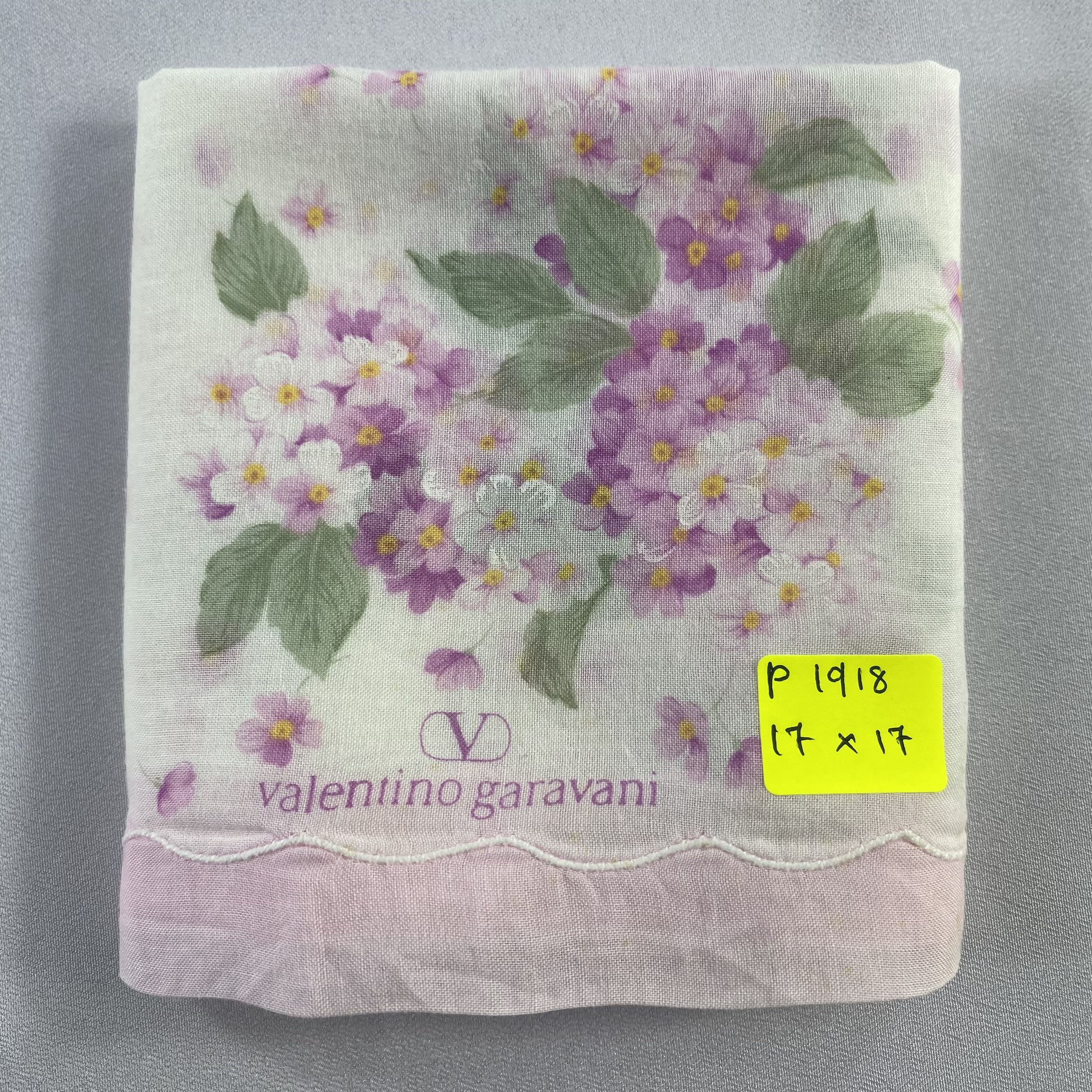 Valentino × Vintage Valentino Garavani Bandana/ Handkerchief / Neckerchief-P1918 Size ONE SIZE - 5 Thumbnail