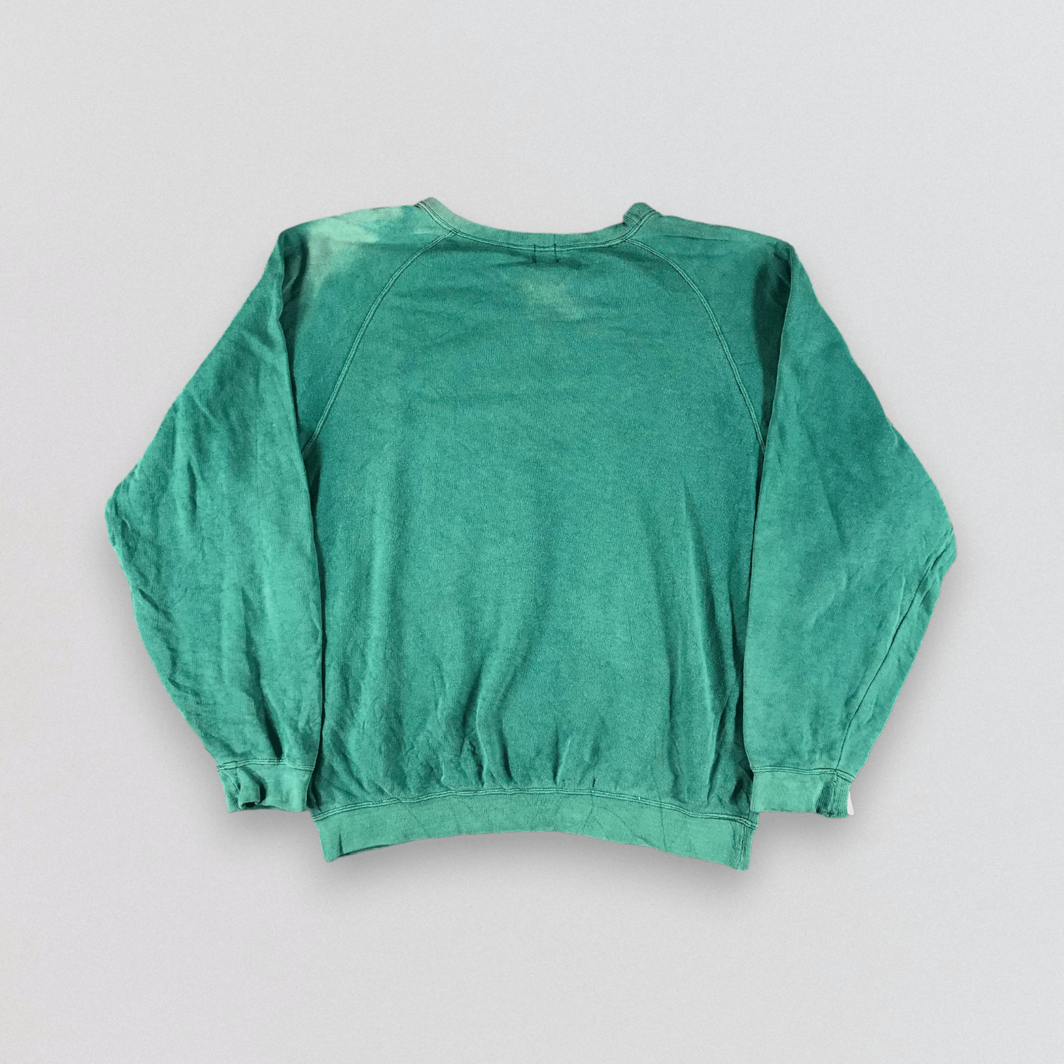 Vintage Vintage Japanese Out Line Sun Faded Sweatshirt F193 Size US L / EU 52-54 / 3 - 2 Thumbnail