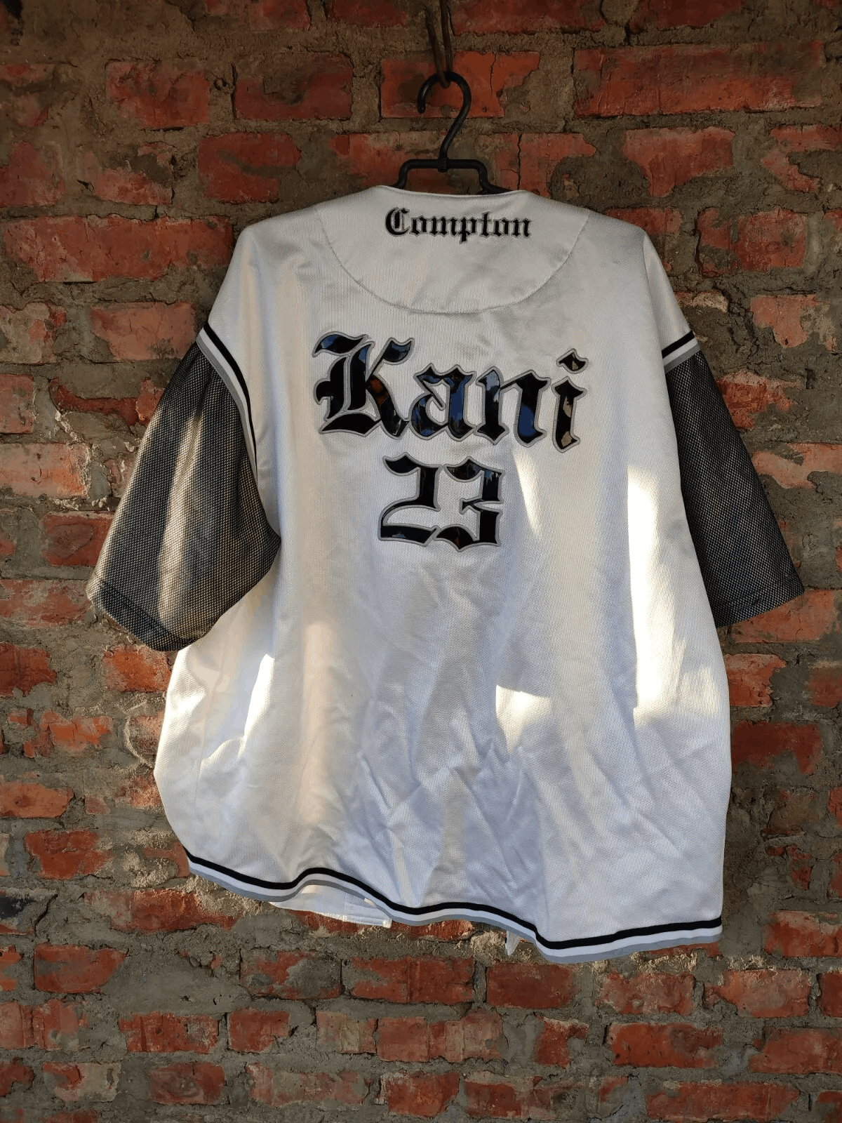 Karl Kani Karl Kani t-shirt, Compton vintage 90s 1990s hip hop size XL Size US XL / EU 56 / 4 - 4 Thumbnail