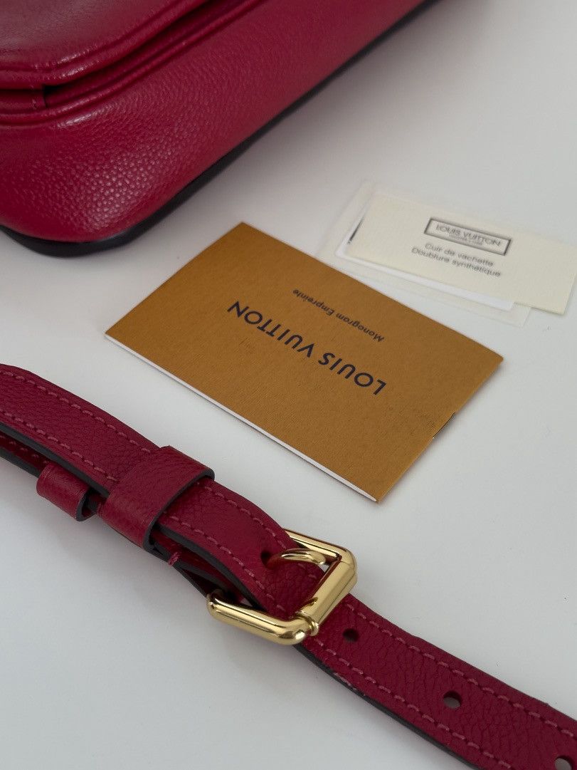 Louis Vuitton Louis Vuitton Red Monogram Empreinte Pochette Metis Size ONE SIZE - 19 Thumbnail