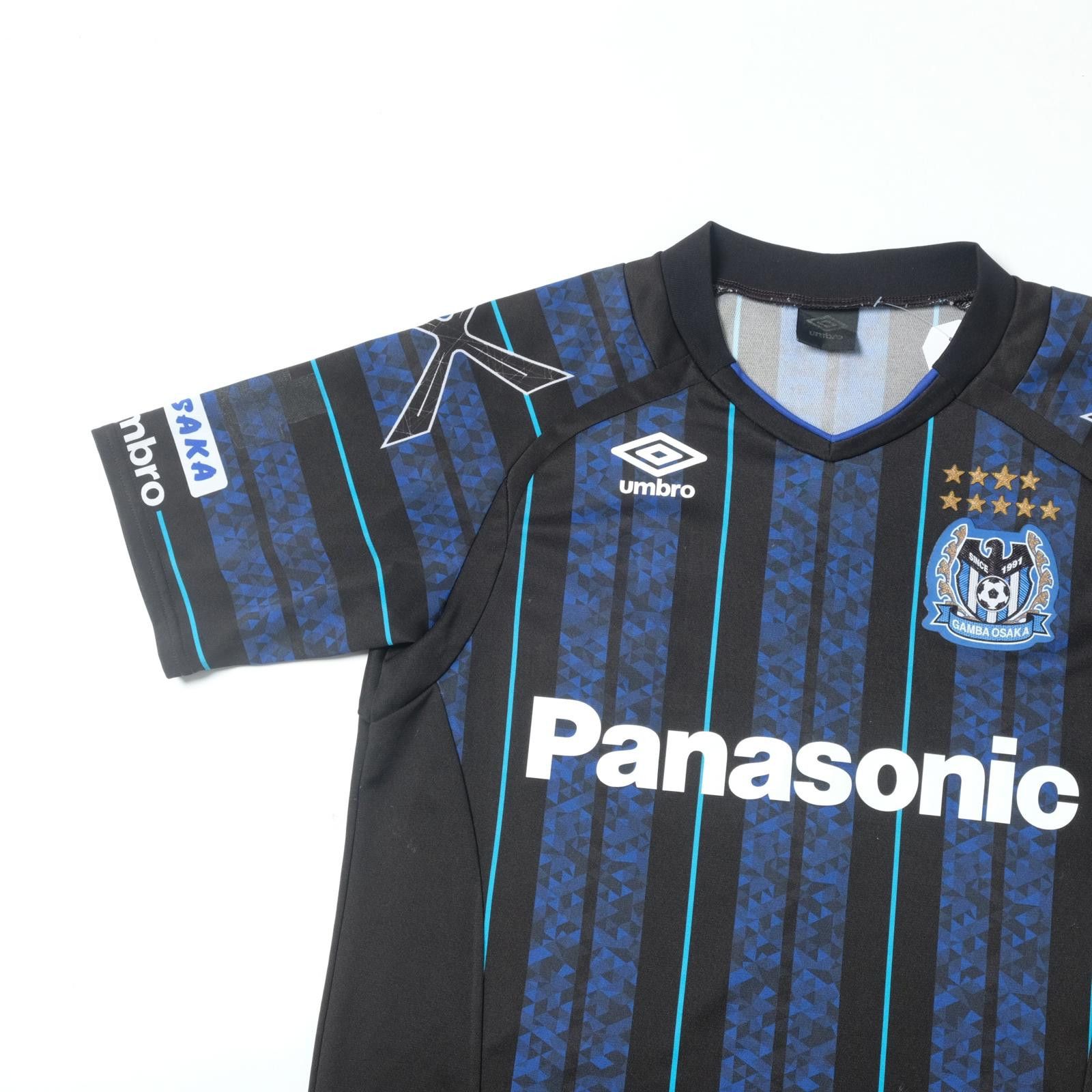 Umbro 2018 Gamba Osaka Home Shirt Umbro J-League (M) Size US M / EU 48-50 / 2 - 3 Thumbnail