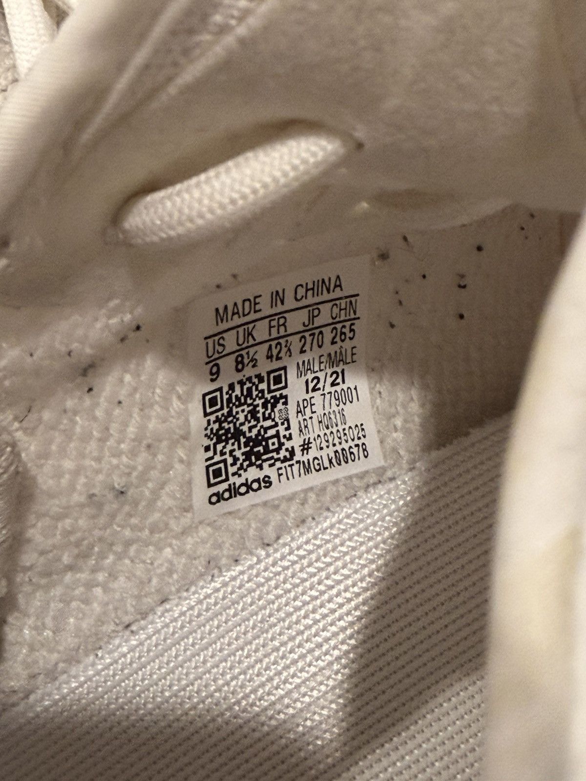 Yeezy Yeezy Boost 350 V2 Cream White Size 9 – Lightly Worn No Box Size US 9 / EU 42 - 8 Thumbnail