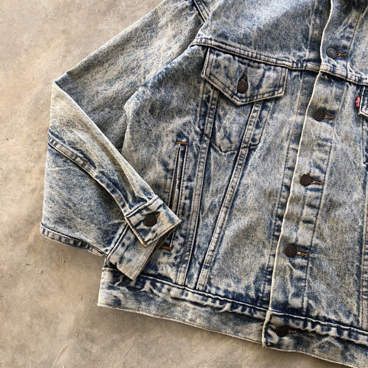 LEVI'S 70507 0219 Acid Wash Denim Tucker Jacket
