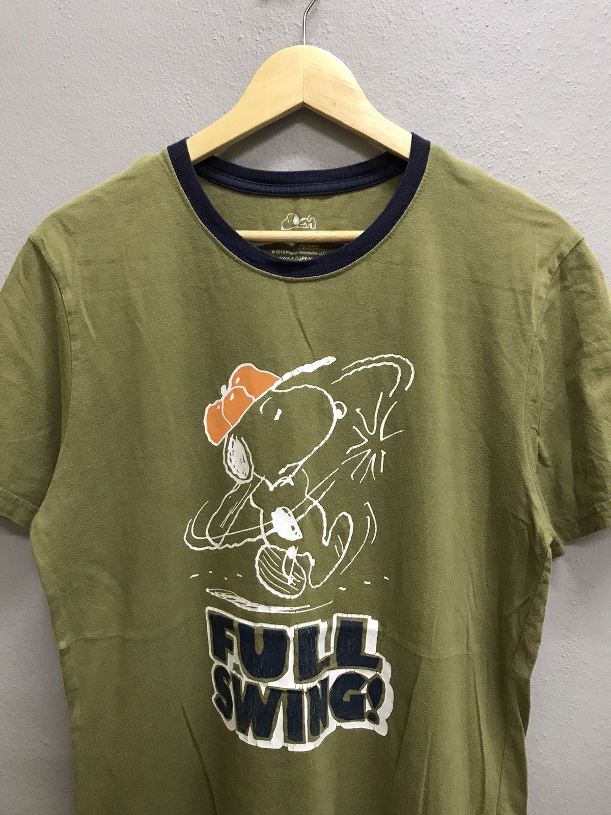 Cartoon Network PEANUTS BY SCHULZ SNOOPY TSHIRT Size US M / EU 48-50 / 2 - 4 Thumbnail