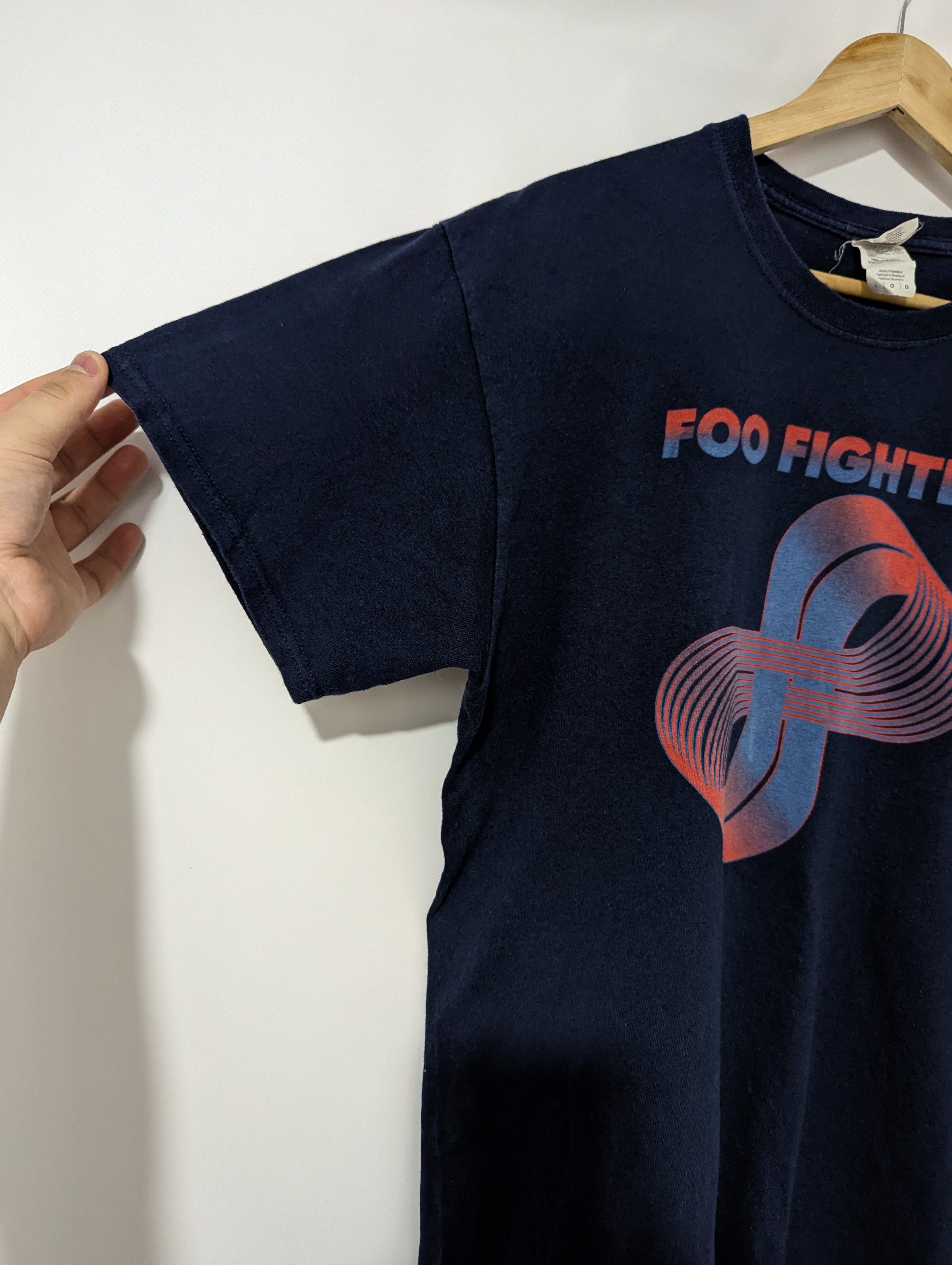 Band Tees × Vintage VINTAGE FOO FIGHTERS SPACE FIGHTERS Loops Logo T shirt Size US L / EU 52-54 / 3 - 4 Thumbnail
