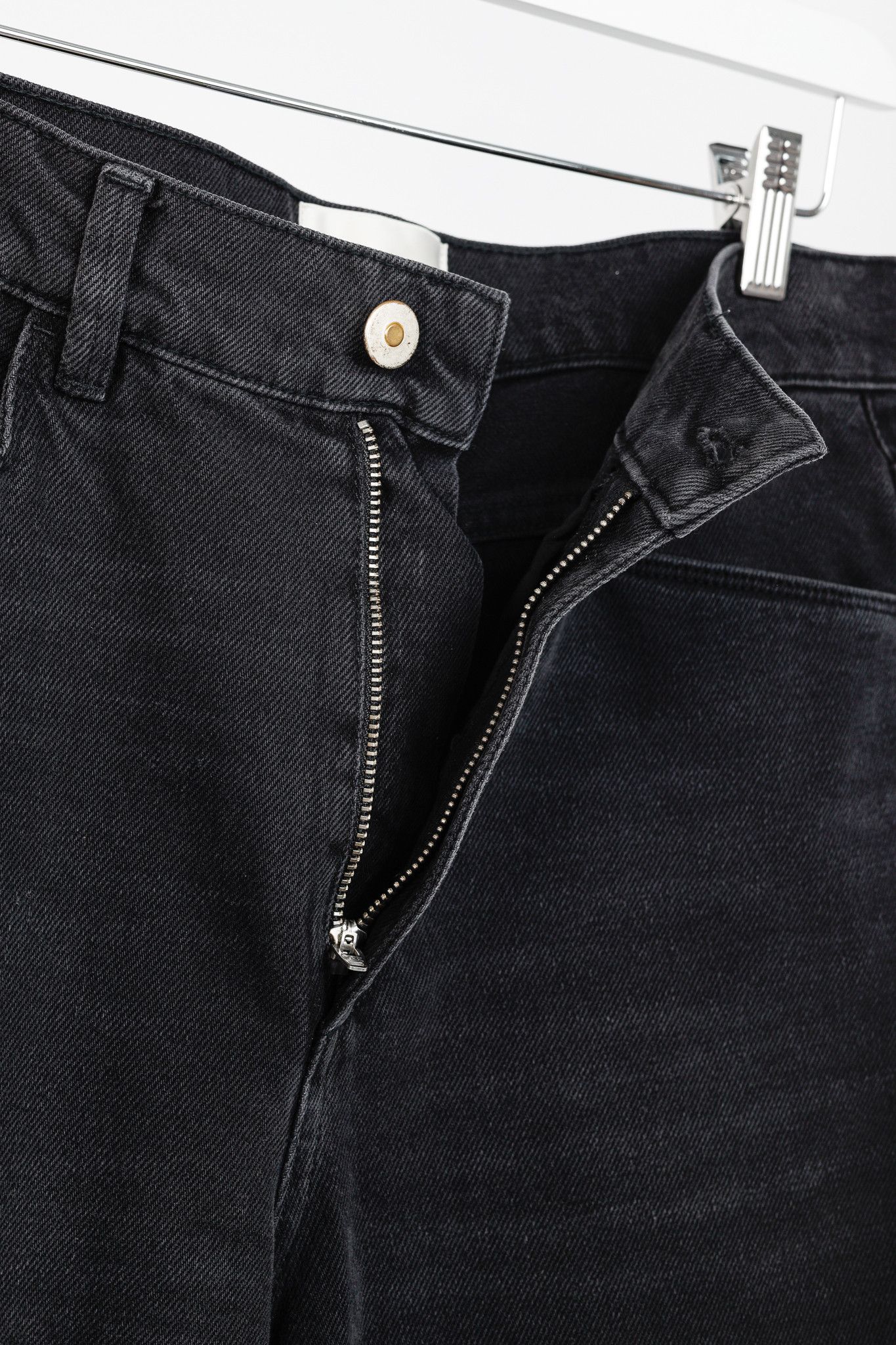 Wandler Wandler Carnation Black Straight-Leg Jeans Size 28" / US 6 / IT 42 - 9 Thumbnail