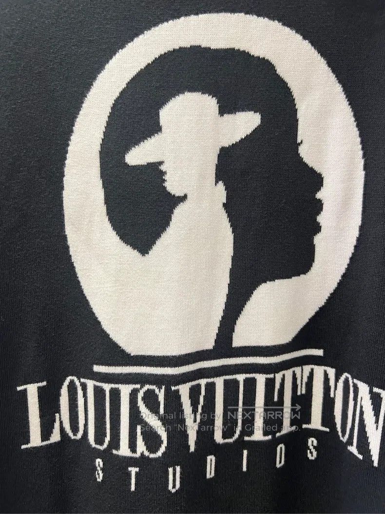 Louis Vuitton Louis Vuitton Portrait logo knitted short sleeve Size US S / EU 44-46 / 1 - 5 Thumbnail