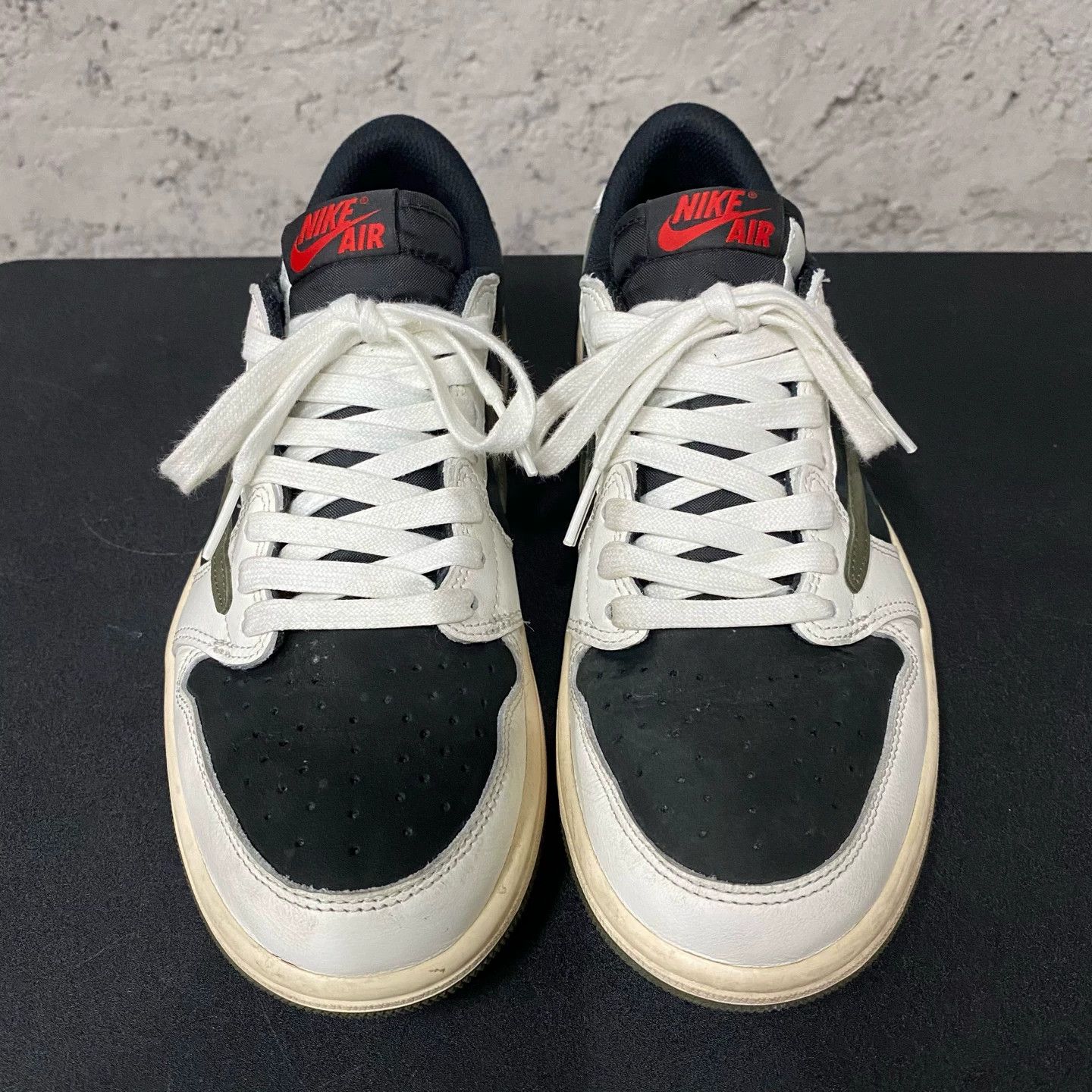 Aje AJ1 Reverse Swoosh Shoes, Size: 39 Size US 9 / IT 39 - 1 Thumbnail