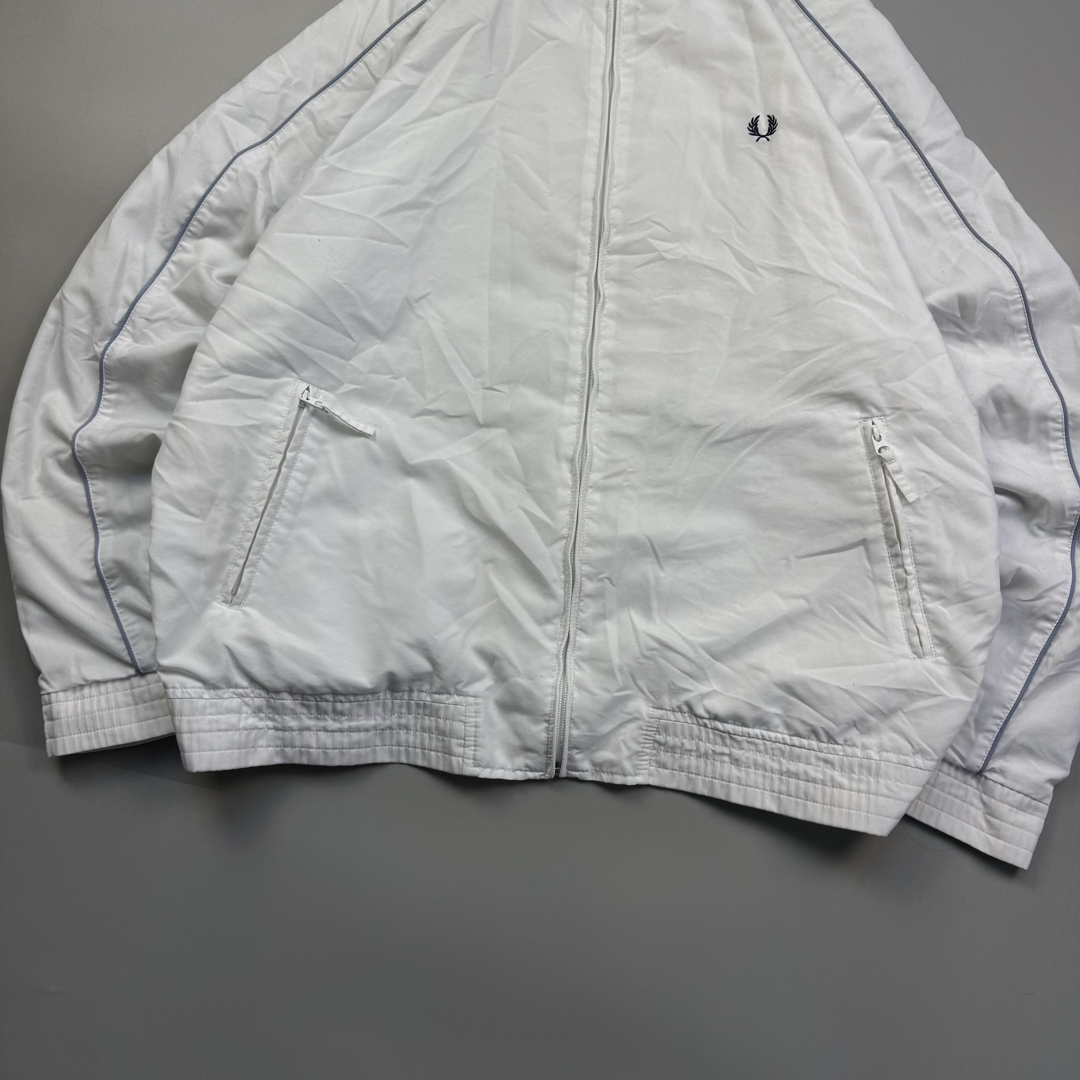 Fred Perry × Vintage FRED PERRY WHITE NYLON VINTAGE TRACK BOMBER ZIP JACKET Size US XL / EU 56 / 4 - 2 Thumbnail