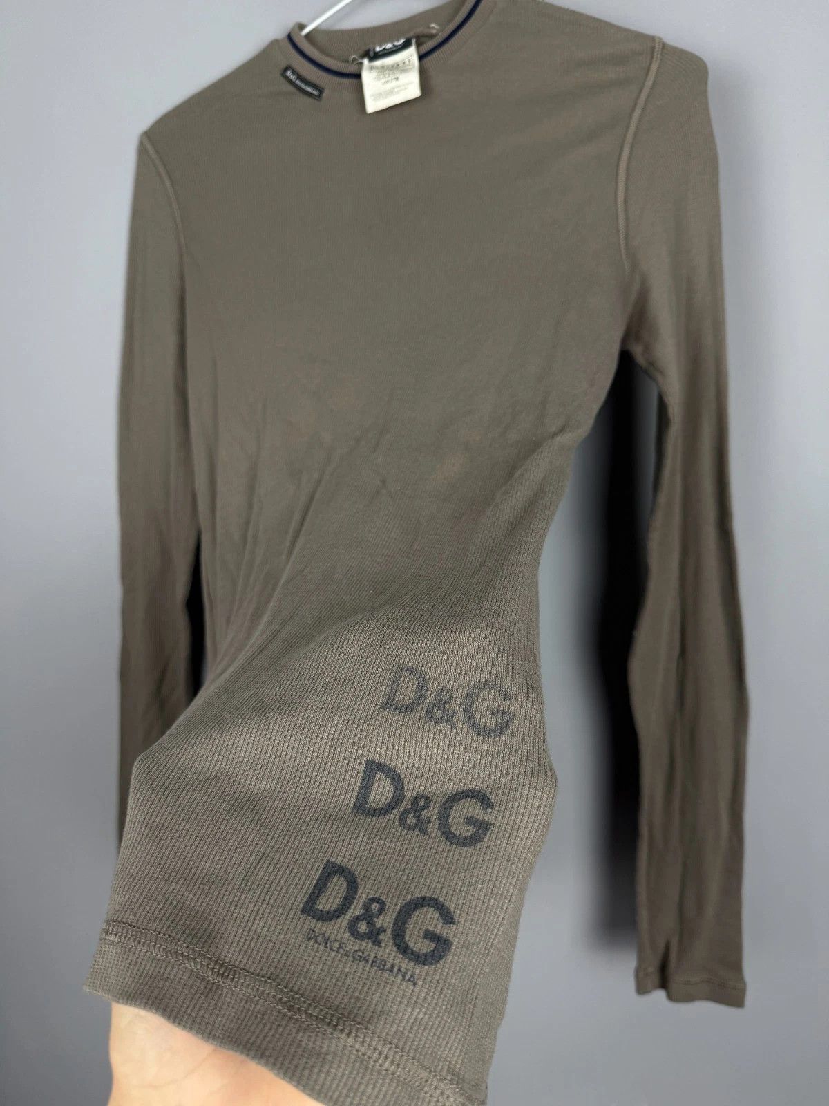 Dolce & Gabbana Dolce & Gabbana D&G Ribbed Long Sleeve Brown Crew Neck 2000s Size US S / EU 44-46 / 1 - 3 Thumbnail