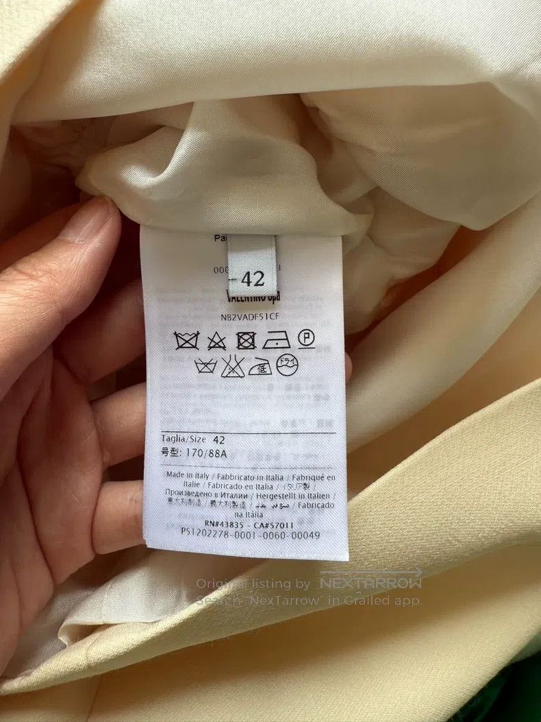 Valentino Valentino dress Size M / US 6-8 / IT 42-44 - 8 Thumbnail