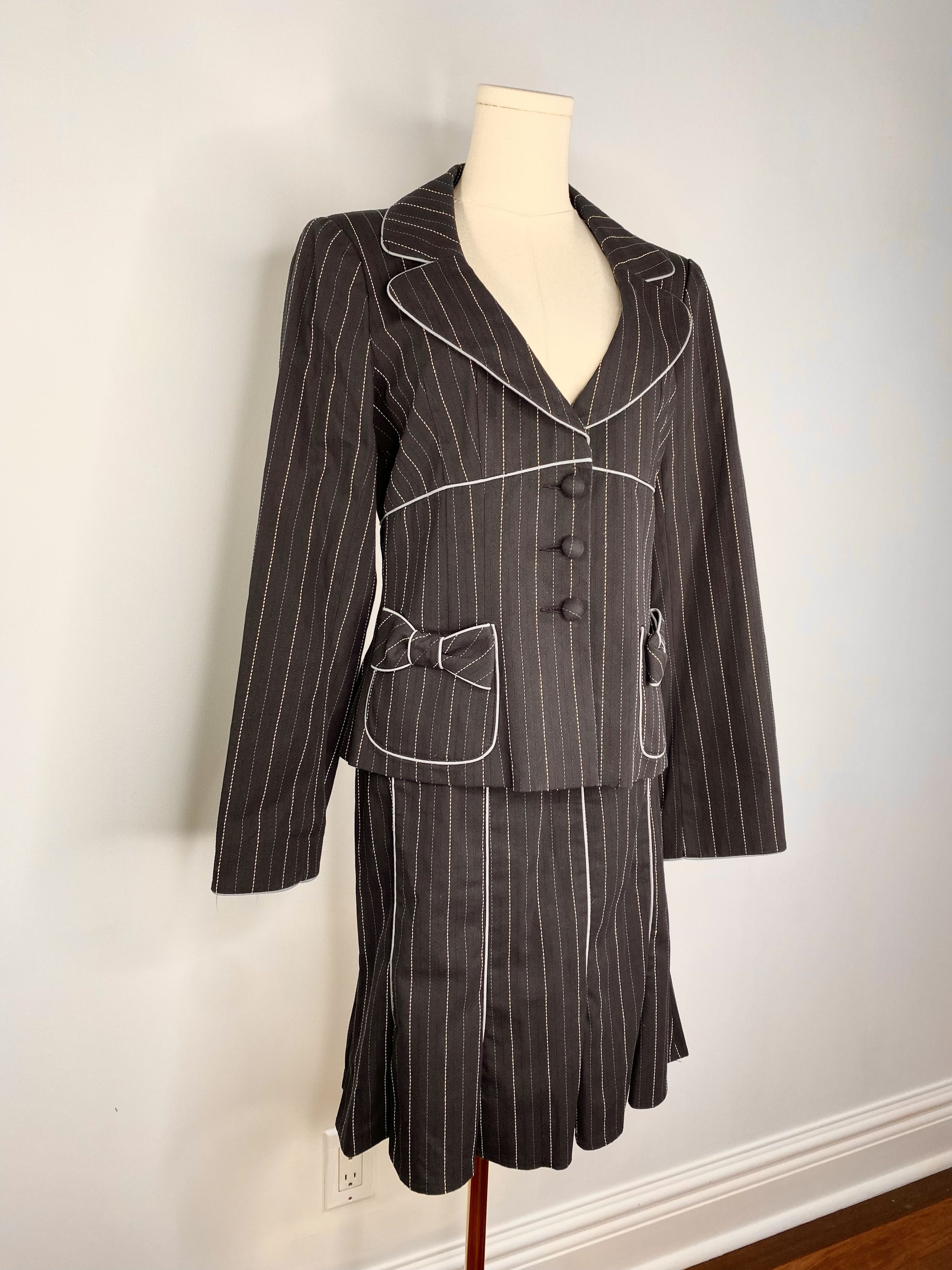 Nanette Lepore Nanette Lepore - Pin-stripe Bow Skirt Suit Size S / US 4 / IT 40 - 5 Thumbnail