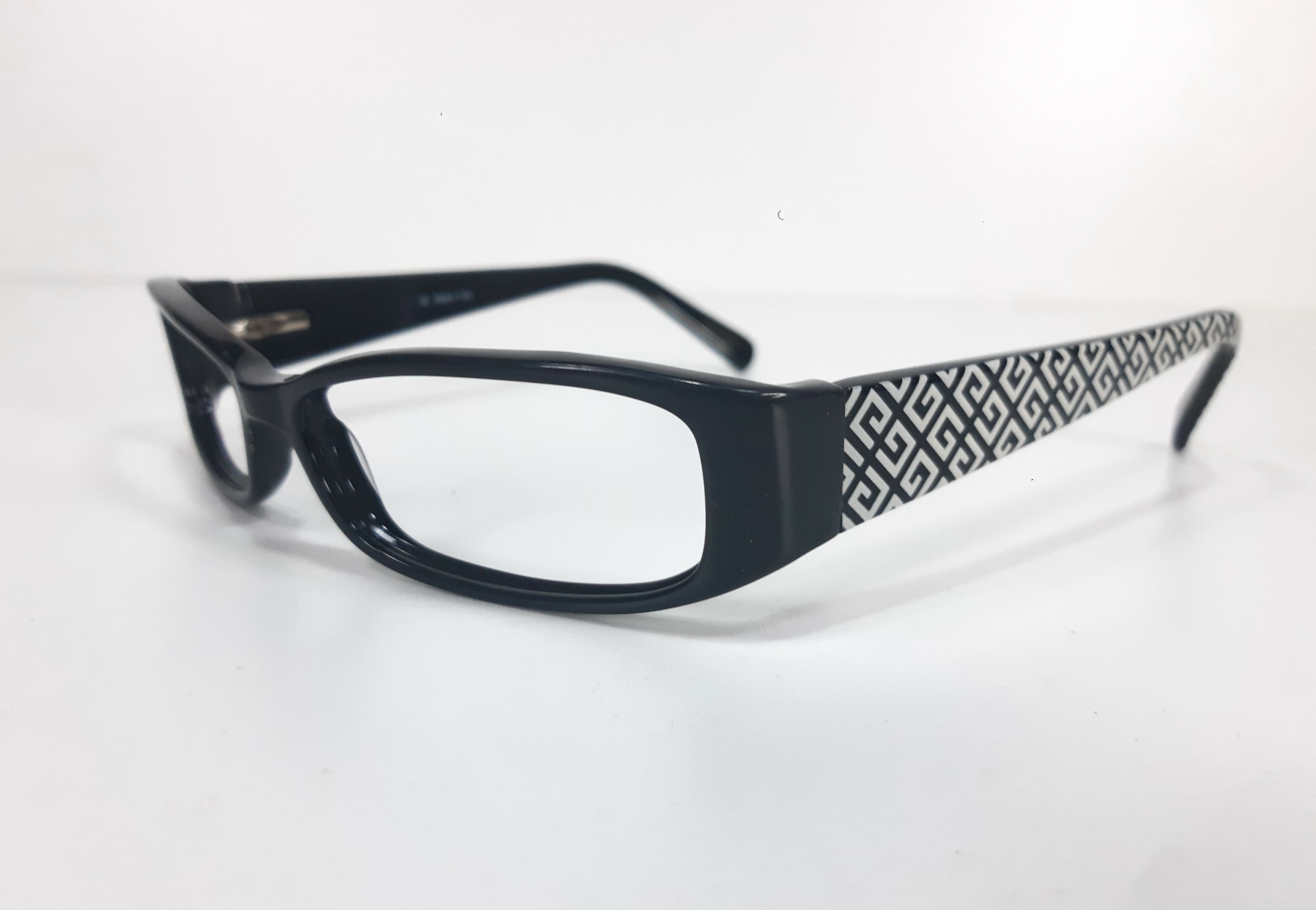 Givenchy GIVENCHY VGV 588 Italy Eyeglasses Frame Size ONE SIZE - 4 Thumbnail
