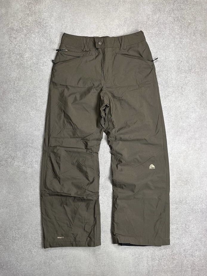 Vintage Nike ACG Outdoor Storm Fit Pants Y2K S
