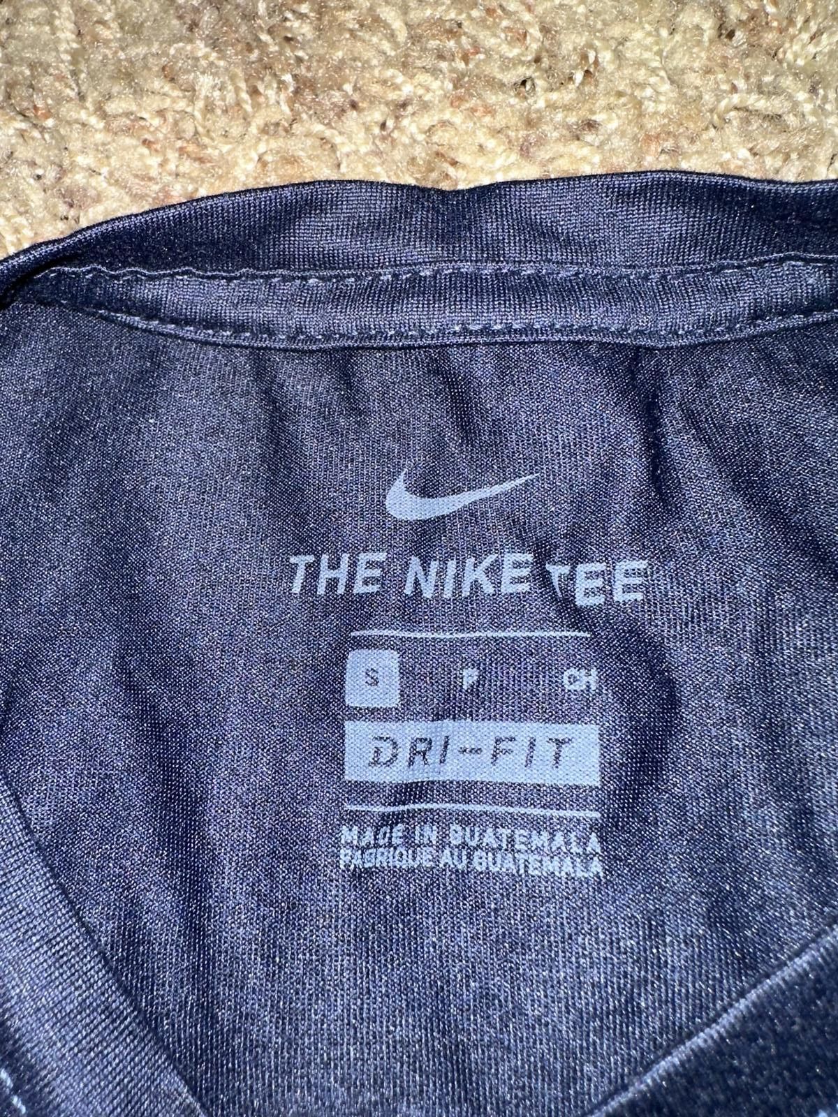 Nike Nike Dri-FIT Legend Men's Fitness T-Shirt Size US S / EU 44-46 / 1 - 4 Thumbnail