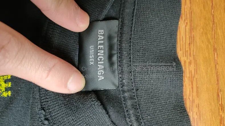 Balenciaga Balenciaga Black Distressed Destroyed Short Sleeve T-shirt Size US S / EU 44-46 / 1 - 3 Thumbnail