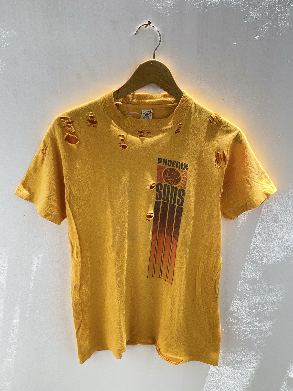 Vintage Vintage 80’s Sun Phoenix Thrashed Grunge tshirt Size US M / EU 48-50 / 2 - 1 Thumbnail