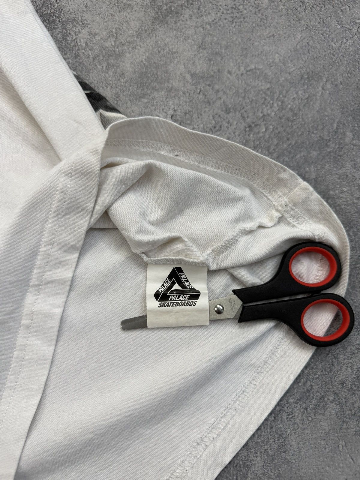 Palace Palace Speaker P-3 Big Logo T-Shirt Skateboards White Tee Size US M / EU 48-50 / 2 - 9 Thumbnail