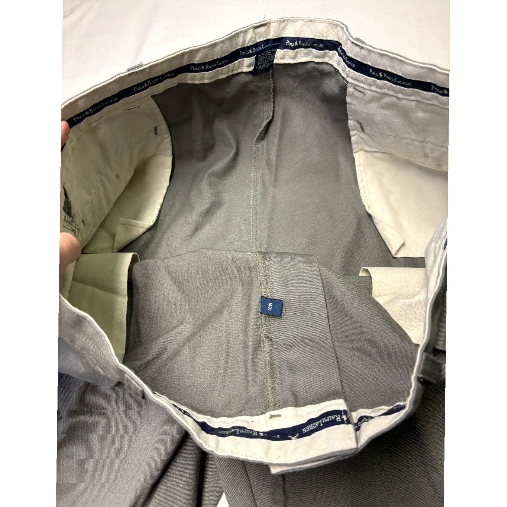 Polo Ralph Lauren VINTAGE Polo Ralph Lauren Chino Pants Mens 42x32 Pleated Khaki Cotton Relaxed Fit Size US XL / EU 56 / 4 - 4 Thumbnail