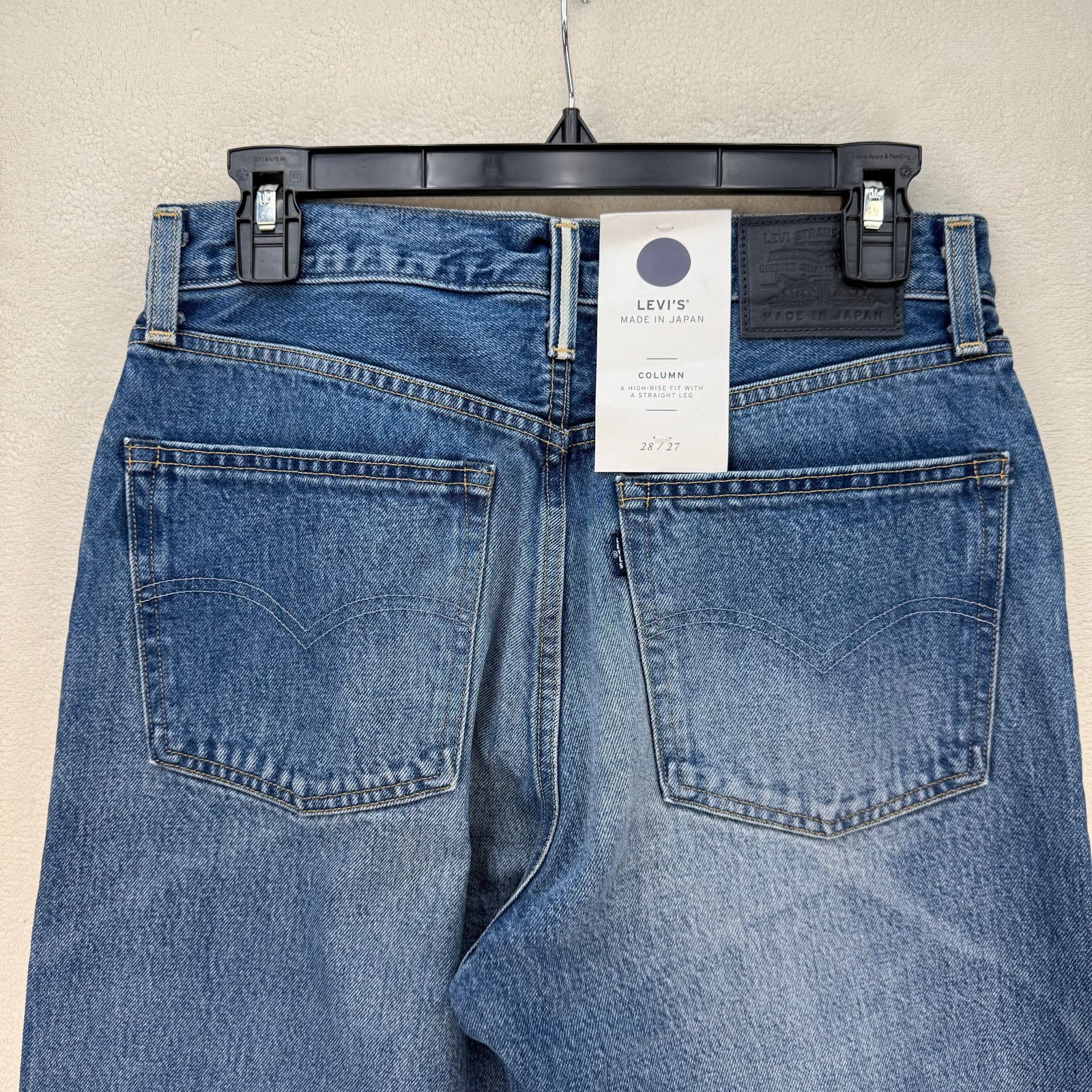 Levi's LEVI'S MADE IN JAPAN WOMEN'S 28X27 MEDIUM WASH COLUMN JEANS Size 28" / US 6 / IT 42 - 7 Thumbnail