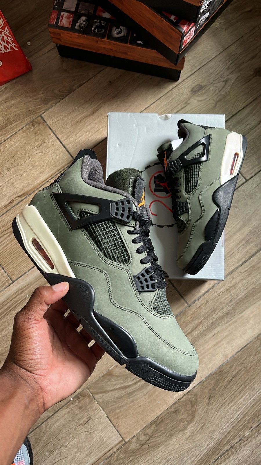 Jordan Brand × Undefeated Undefeated Jordan 4 2025 Size US 10 / EU 43 - 7 Thumbnail