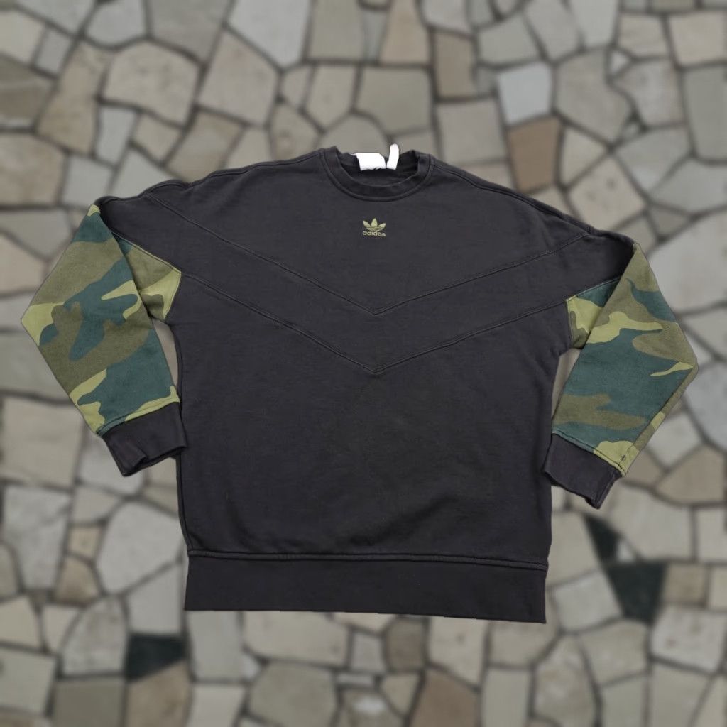 Adidas Adidas Sweatshirt Men Small Black Green Camo Trefoil Crewneck Pullover Knit, Regular Fit, All Seasons, Logo, Outdoors/Sports Size US S / EU 44-46 / 1 - 1 Thumbnail