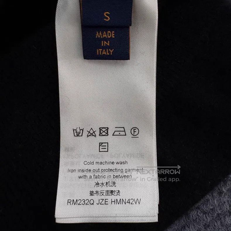 Louis Vuitton Louis Vuitton Embossed logo hooded hoodie Size US S / EU 44-46 / 1 - 7 Thumbnail