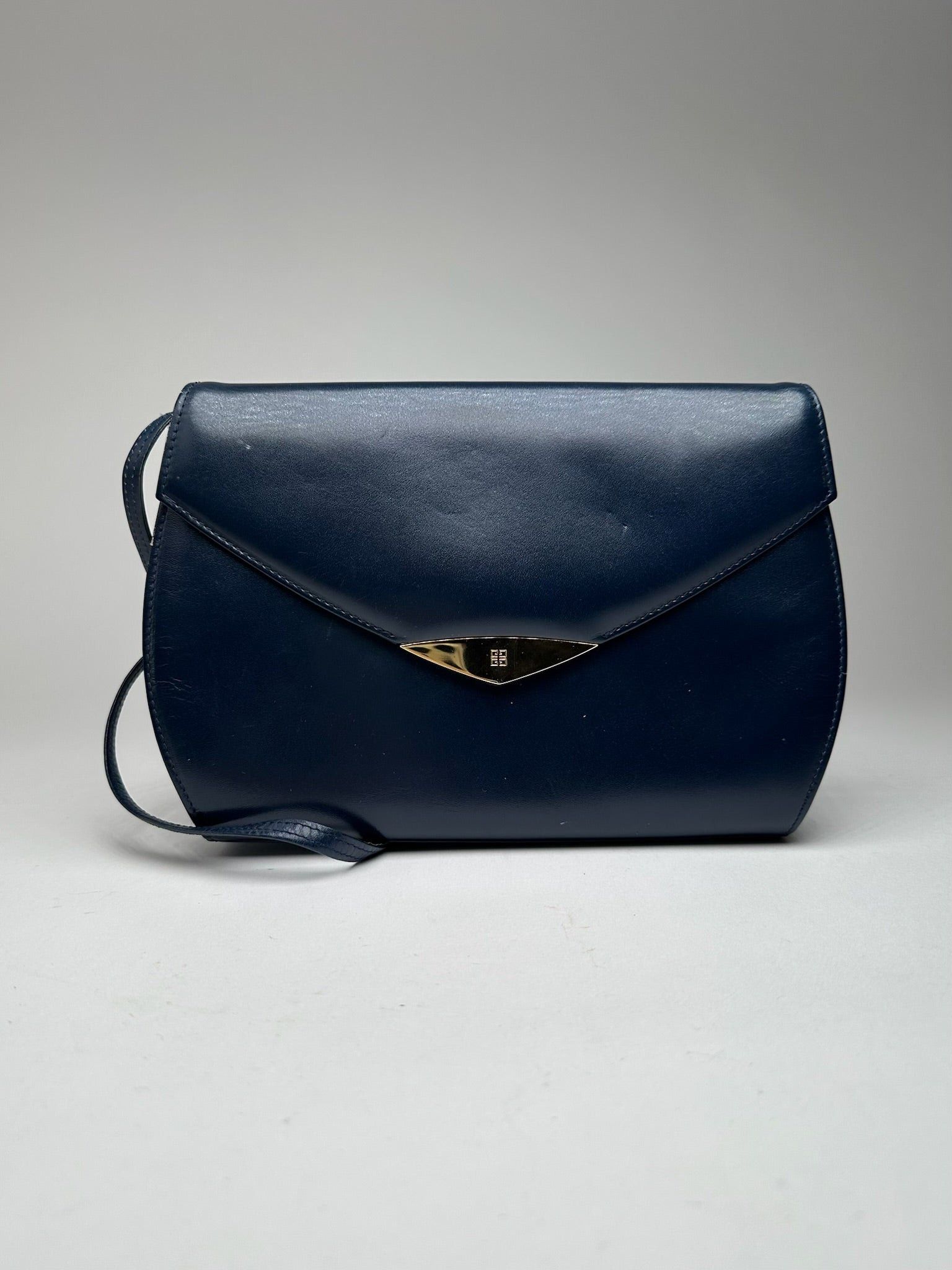 Givenchy Vintage 4G Leather Bag Navy Size ONE SIZE - 1 Thumbnail