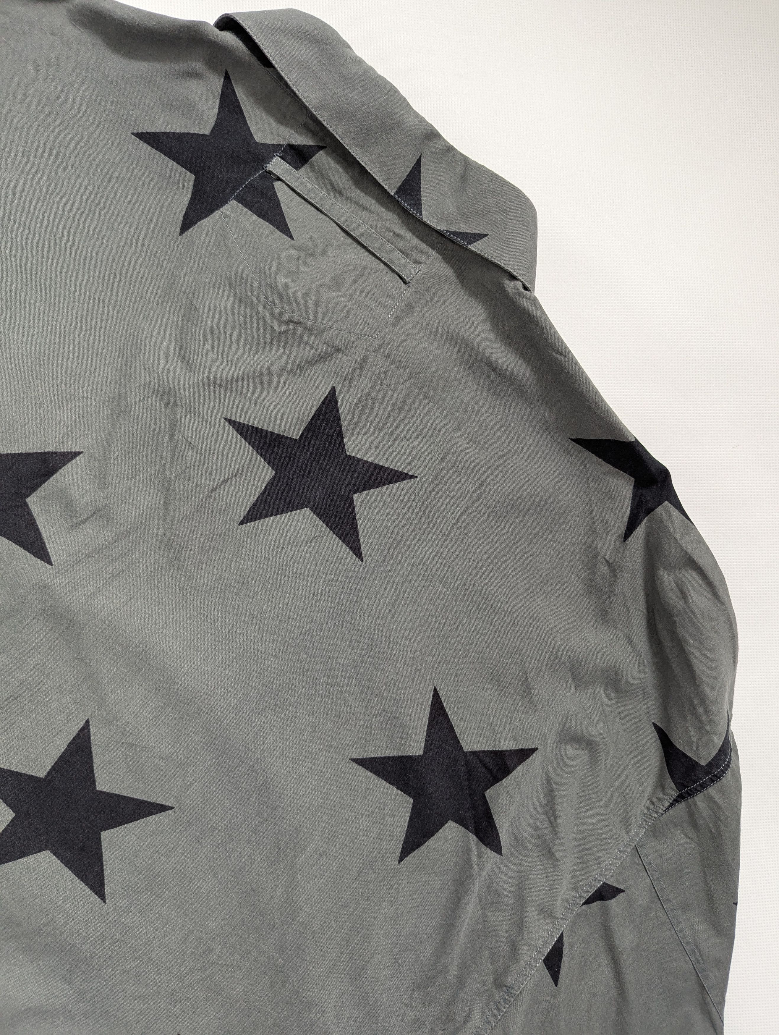 Vintage 90s Shirt Stars Print Oversize XL vintage y2k retro clubwear Size US XL / EU 56 / 4 - 11 Thumbnail