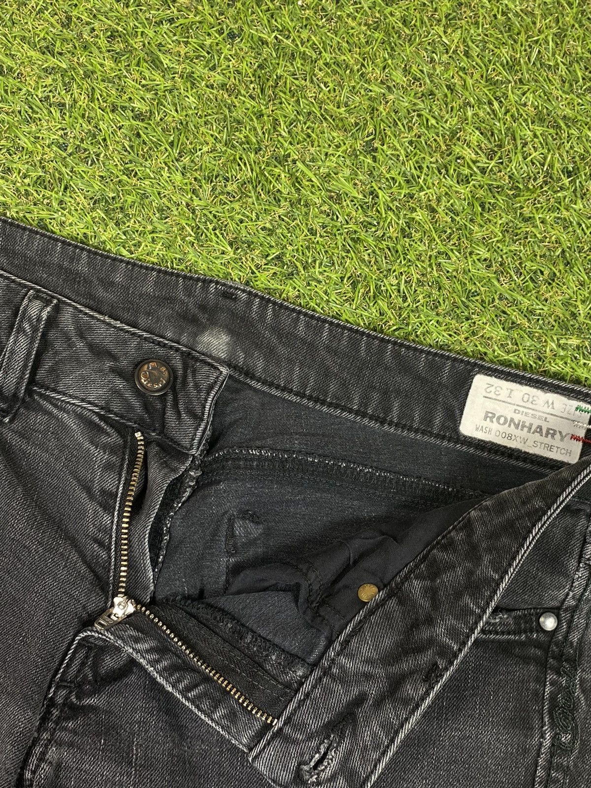 Diesel × Vintage Vintage Y2K Diesel jeans denim streetwear style size 30x32 Size 30" / US 8 / IT 44 - 7 Thumbnail
