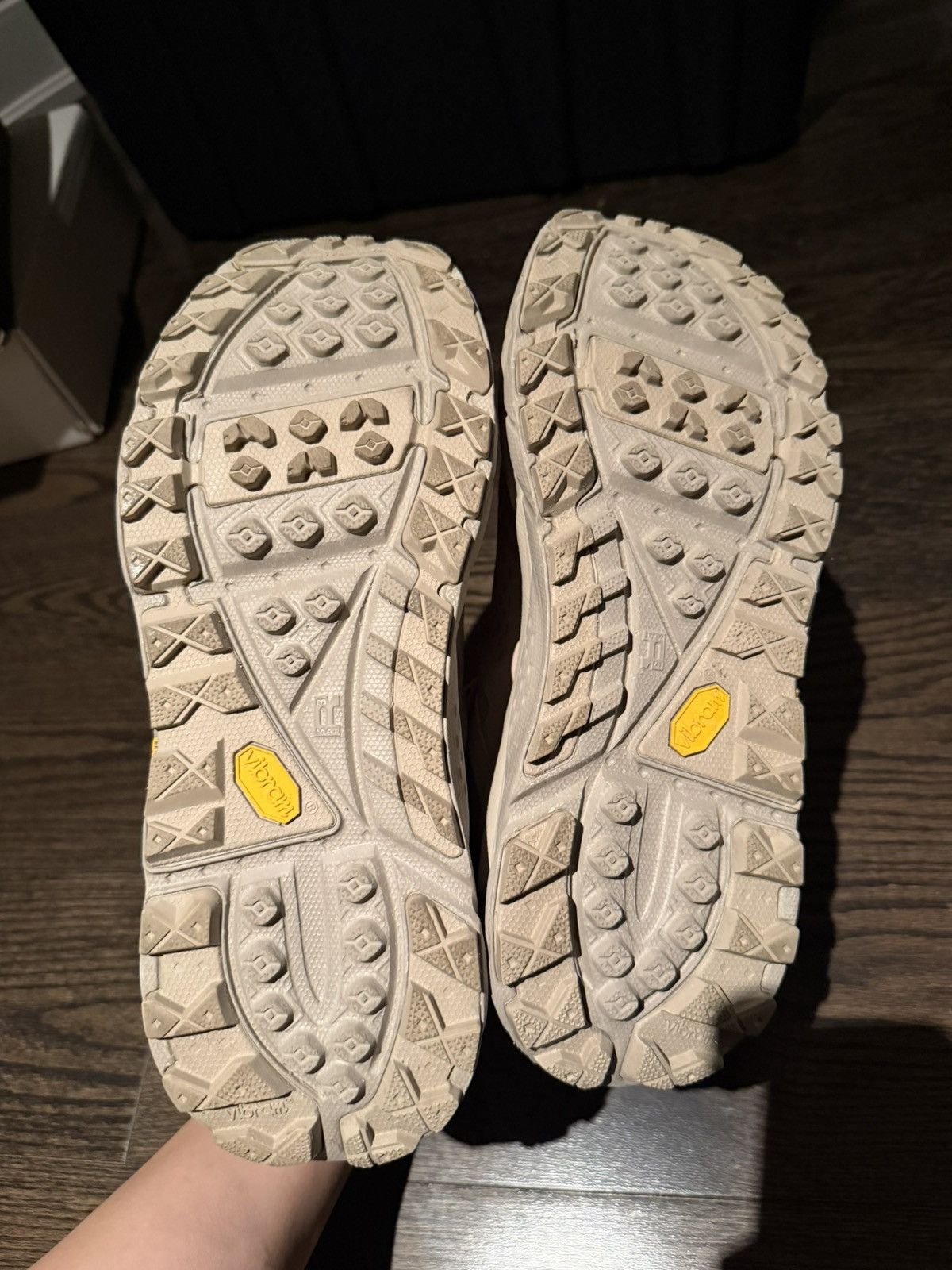 Hoka HOKA ONE ONE Tor Ultra High Size US 10 / EU 43 - 7 Thumbnail