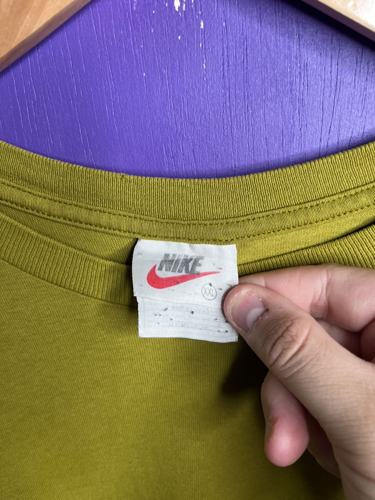 Nike × Vintage Vintage 90s Nike green tee black swoosh essential tee Size US XXL / EU 58 / 5 - 4 Thumbnail