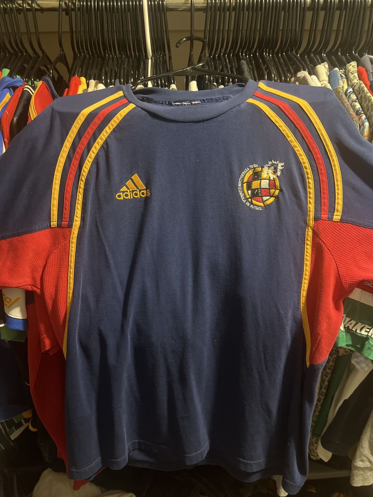Adidas Adidas Spain 2002 training shirt size L Size US L / EU 52-54 / 3 - 1 Thumbnail