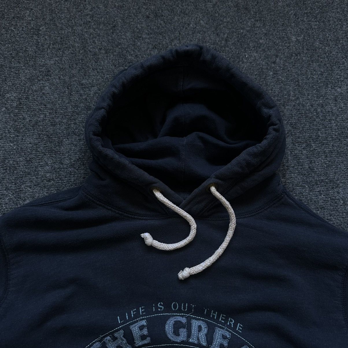 FatFace VTG Mans Hoodie Fat Face Big Logo Size L Used Dark Blue 00s Size US L / EU 52-54 / 3 - 11 Thumbnail