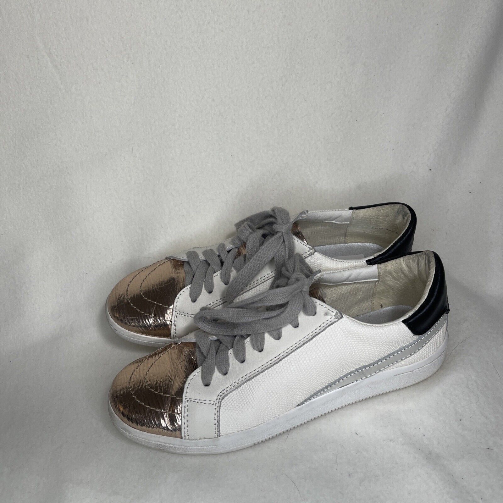 Dolce Vita Dolce Vita Sneakers- Rose Gold Metallic Women’s 7.5- EUC!! Size US 7.5 / IT 37.5 - 5 Thumbnail