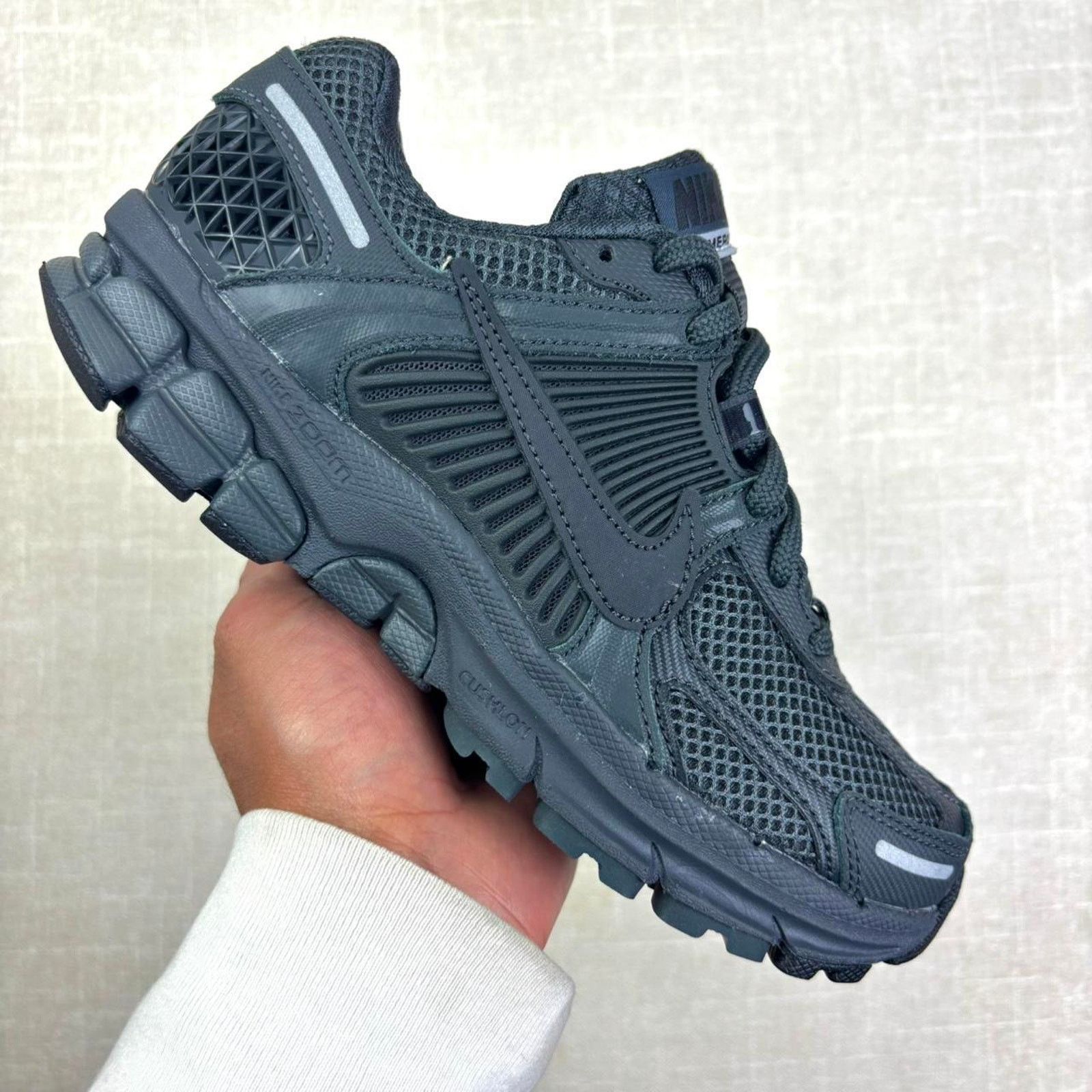 Nike 📞 2019 Nike Vomero 5 “Anthracite” 5.5W Size US 5.5 / IT 35.5 - 1 Thumbnail