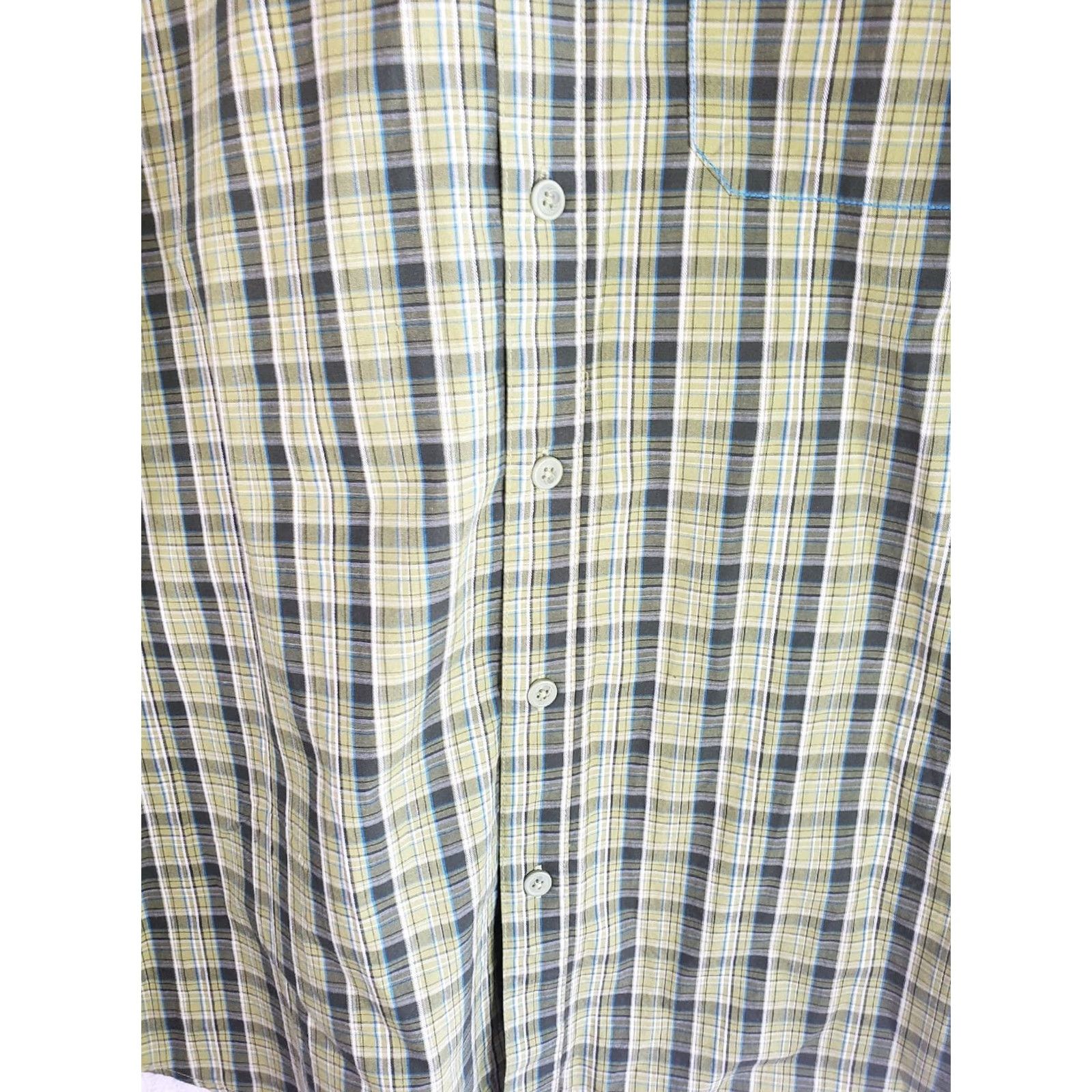 Vintage Columbia Men's L Green Plaid Long Sleeve Button-Up Shirt Nice! Shirt is in Absolutely Perfect Condition with no stains or blemishes. Pre-owned. Size US L / EU 52-54 / 3 - 6 Thumbnail