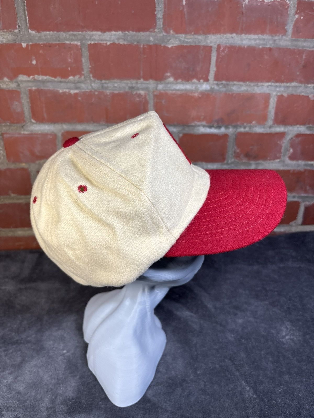 Other VTG 70s/80s Harvard Sports Headwear Hat I Leather Strap Sz 7 Size ONE SIZE - 2 Thumbnail