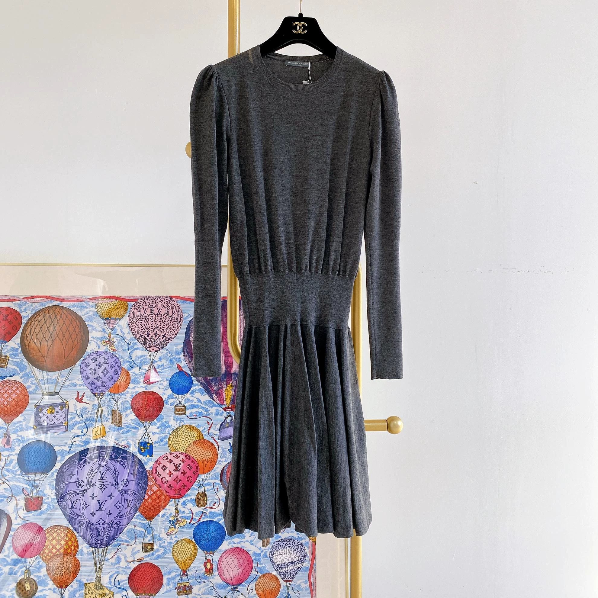 Alexander McQueen Alexander McQueen Knit Dress Gray M Stretchy Size M / US 6-8 / IT 42-44 - 1 Thumbnail