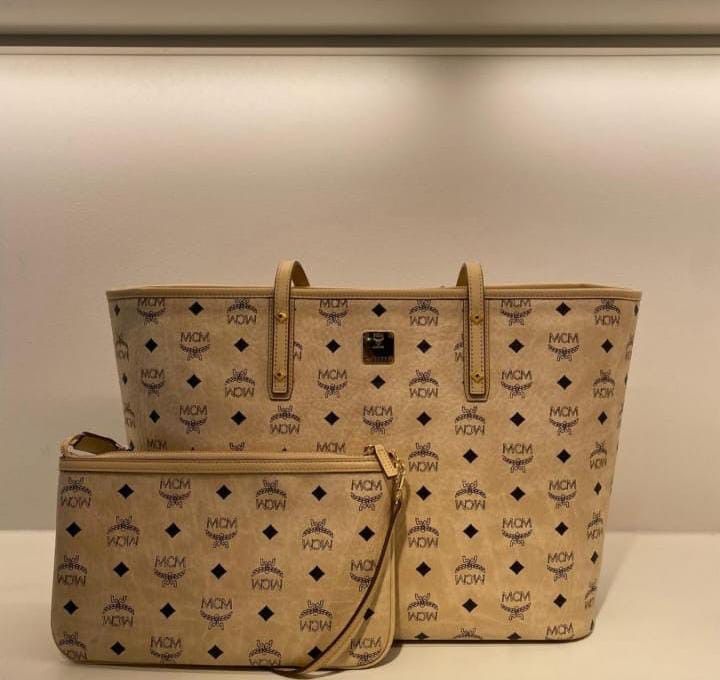 MCM o1mt1gz0625 Size: OS / Shopper Medium Bag in Beige Size ONE SIZE - 1 Preview
