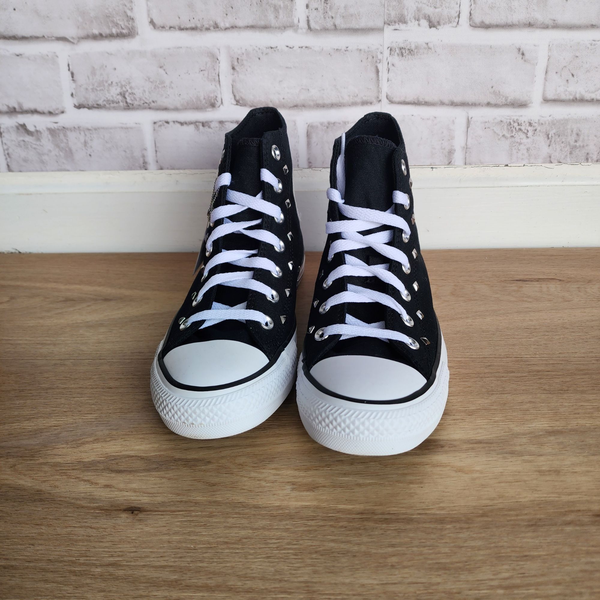 Converse ⭐Converse Chuck Taylor Bows & Studs Sz 10 Mens Shoes Sneaker Size US 10 / EU 43 - 5 Thumbnail