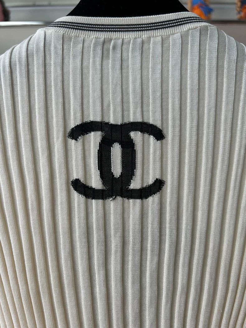 Chanel Chanel No. 31 tight knitted T-shirt 2503-Nextarrow Size XS / US 0-2 / IT 36-38 - 8 Thumbnail