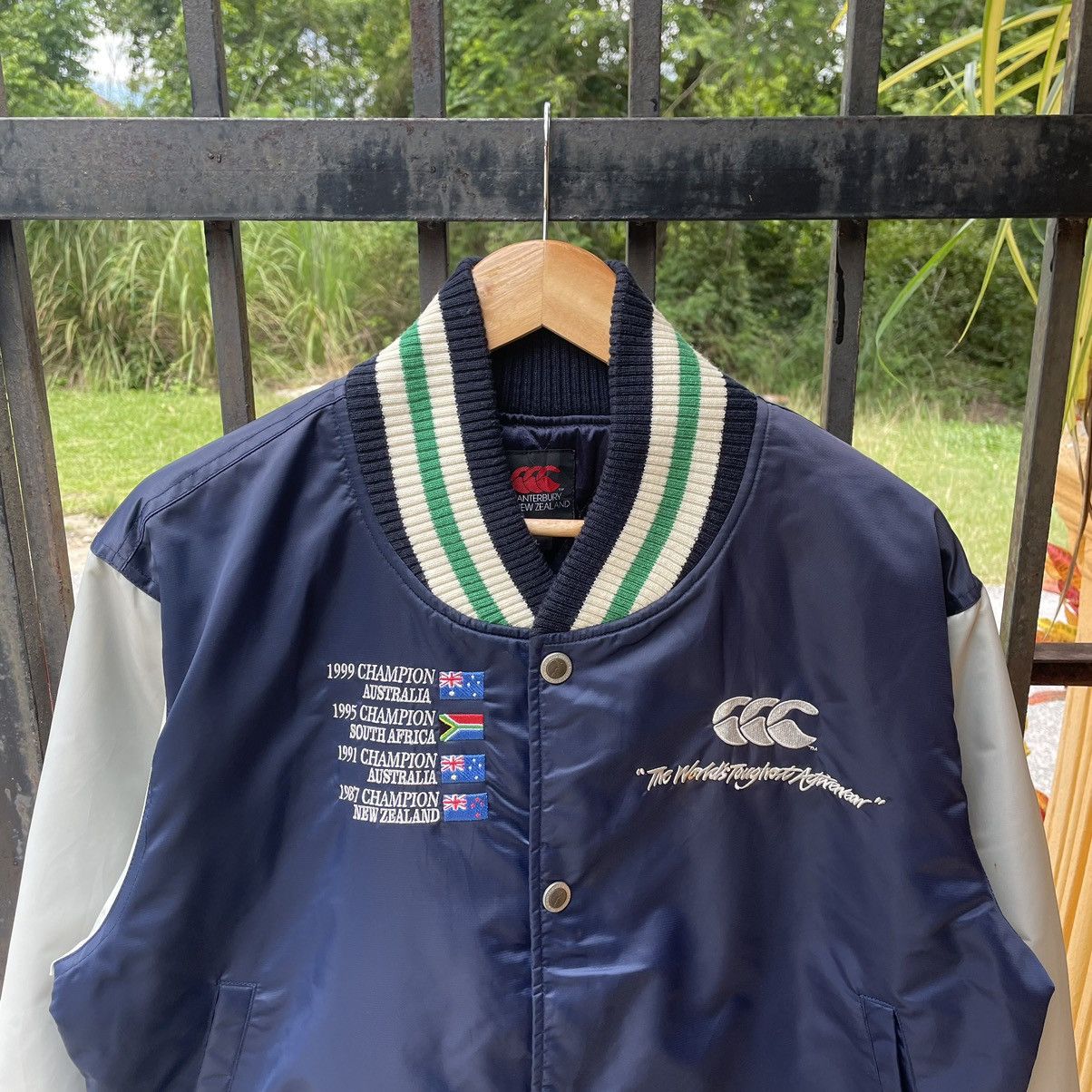 Canterbury of New Zealand × Vintage 🔥🔥Canterbury Snap Buttons Big Logo Light Varsity Jacket Size US L / EU 52-54 / 3 - 4 Thumbnail