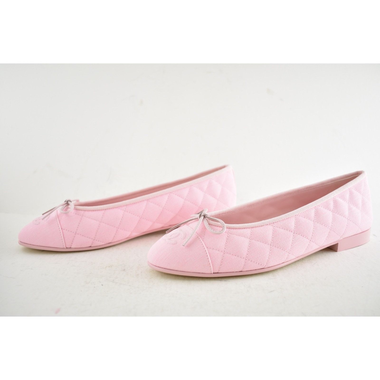 Chanel Chanel Light Pink Denim Quilted CC Logo Ballet Flat 36 Size US 5 / IT 35 - 21 Thumbnail